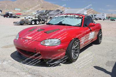 media/May-31-2025-CalClub SCCA (Sat) [[2c1a04e1ee]]/Around the Pits/